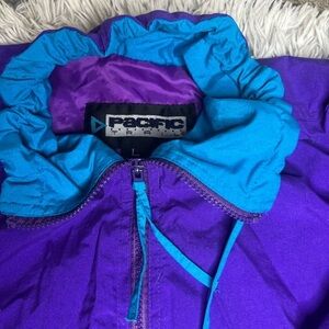 Vintage pacific trail windbreaker